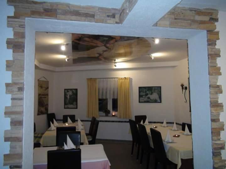 Fino Da Mario Hotel Ebersbach an der Fils ภายนอก รูปภาพ